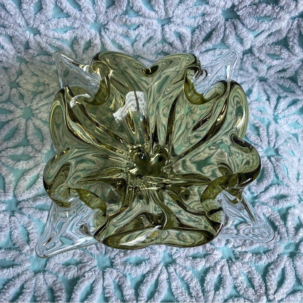 Vintage Chalet Glass Canada Ruffle‎ candy dish MCM art glass bowl